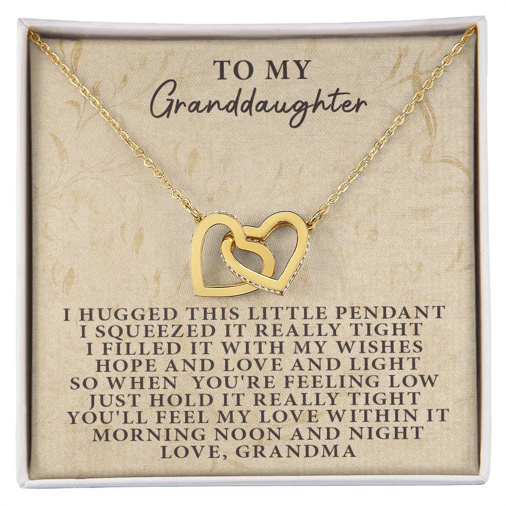 Give Her The Gift She Will Always Remember 💝 Interlocking Hearts Necklace