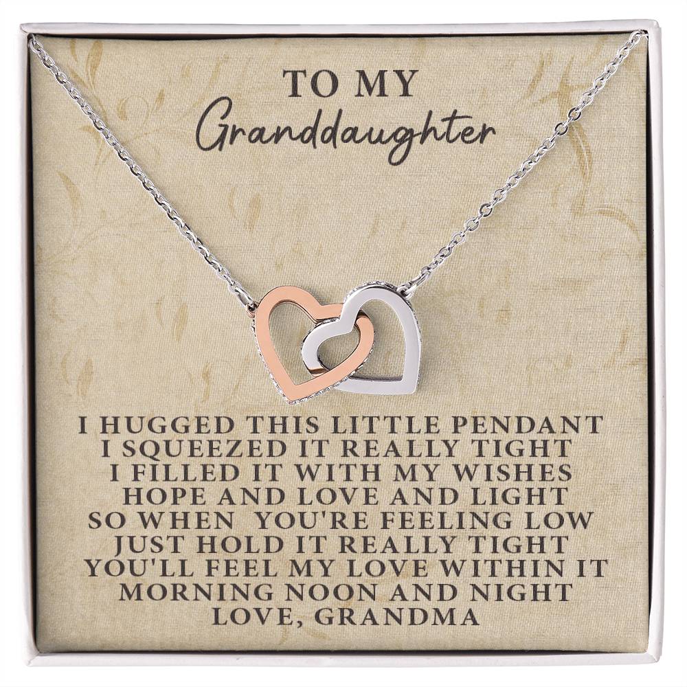 Give Her The Gift She Will Always Remember 💝 Interlocking Hearts Necklace