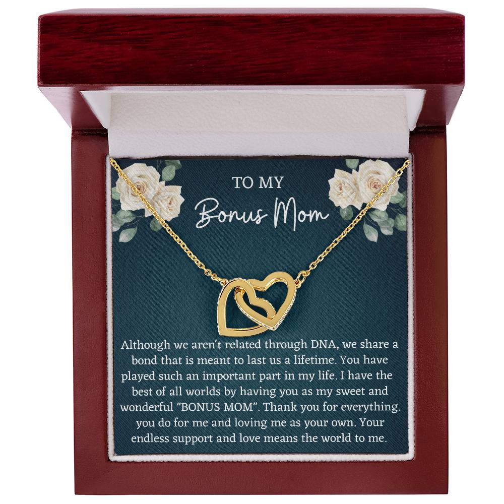 Interlocking Bonus Mom Interlocking Hearts Necklace