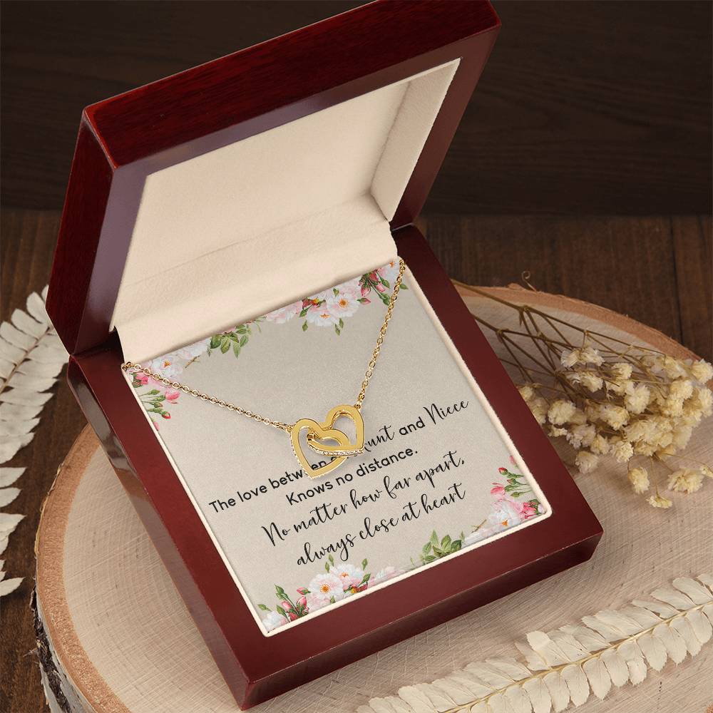 Aunt And Niece Interlocking Hearts Necklace Message Card