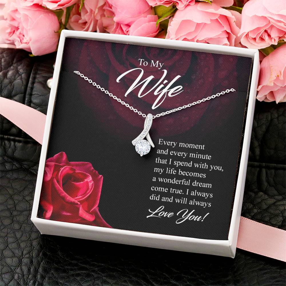 A Wonderful Dream Alluring Beauty Necklace