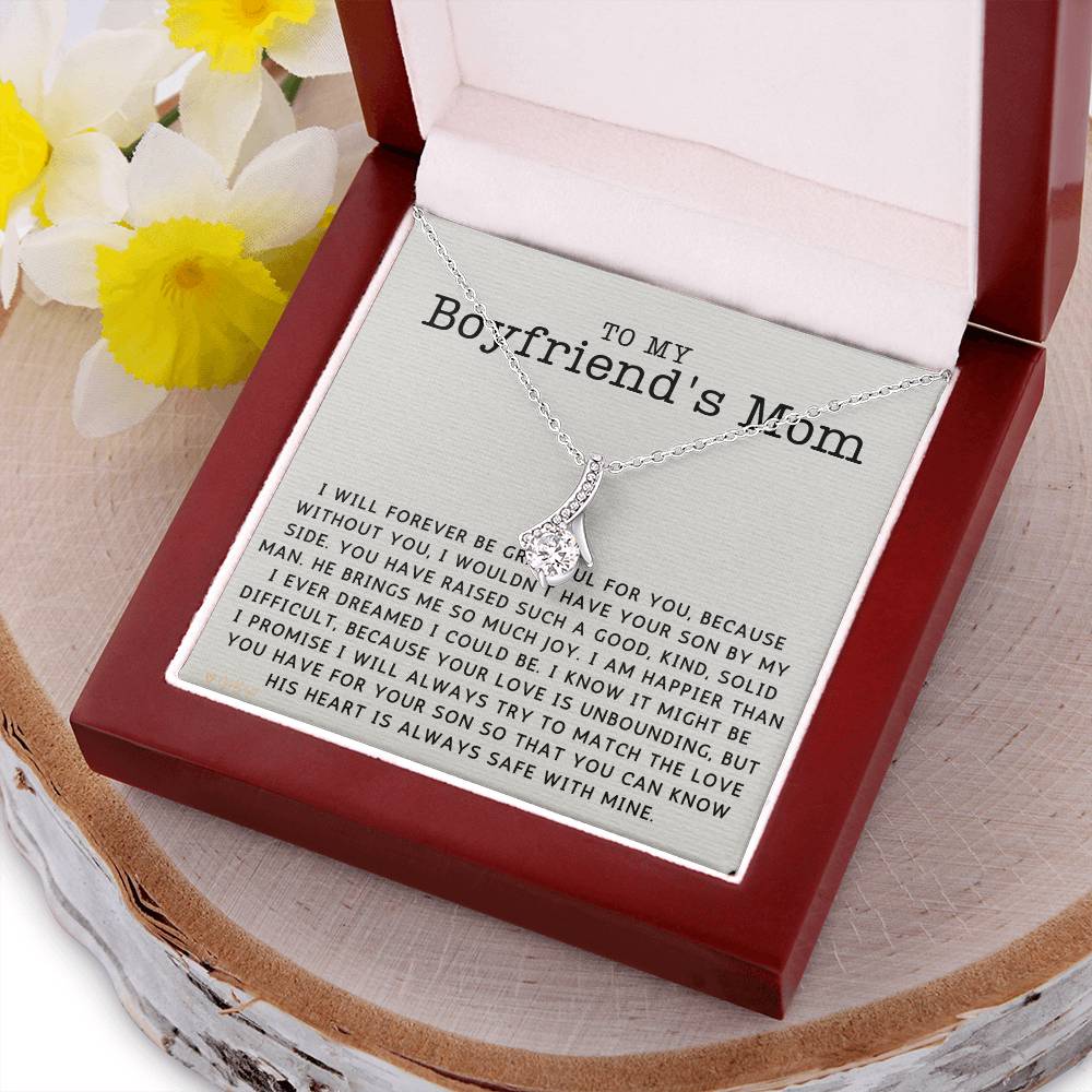To My Boyfriend's Mom Forever Grateful Globright Alluring Beauty Necklace