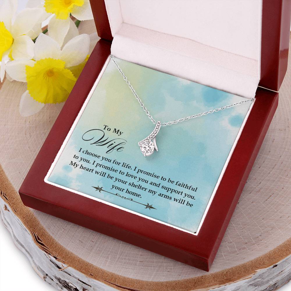 Alluring Sparkly Pendent Alluring Beauty Necklace